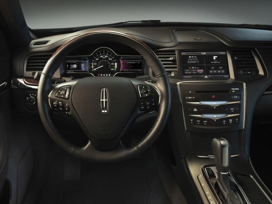  Lincoln MKS 2012 года  (фото 11 из 12)